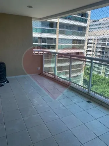 Imóvel para venda possui 107 metros quadrados com 3 quartos em Barra da Tijuca - Rio de Ja