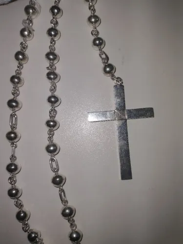 Lindo terço de prata 925 com crucifixo