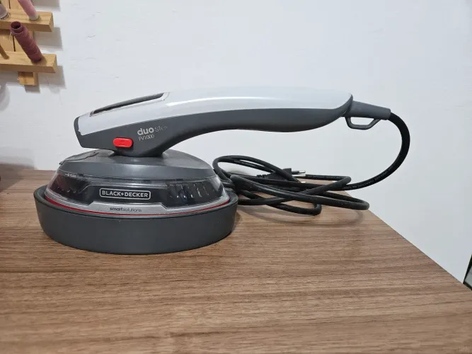 Ferro de Passar a Vapor Black+Decker Duo Steam FV1000