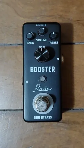 Pedal Rowin Booster (clone Xotic RC)