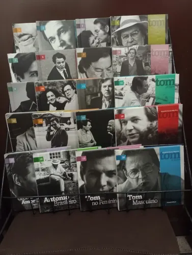Coleção Tributo a Tom Jobim - Completa com 20 CDs + Encartes Originais