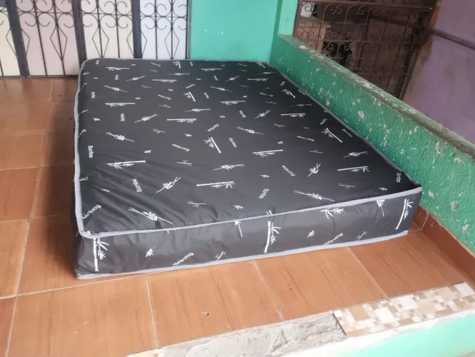 Colchão Mola com Espuma Casal - Novo (ENTREGA GRÁTIS)