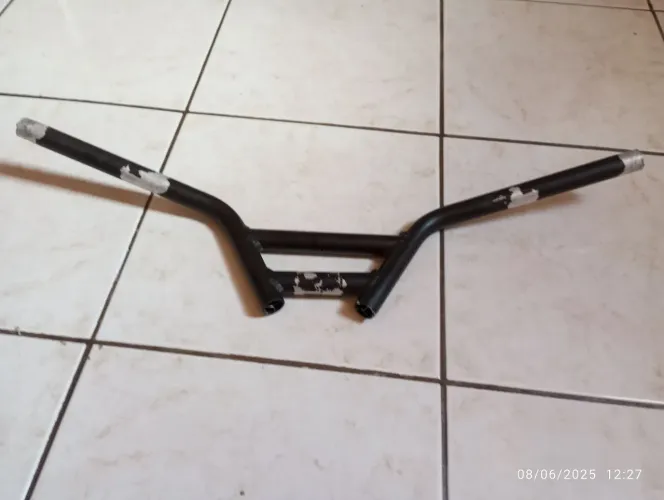 GUIDÃO PARA BIKE (MTB, PASSEIO ETC?)ALTO,TODO EM ALUMÍNIO <br>