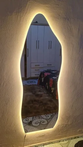 Espelho de Parede com LED Personalizado