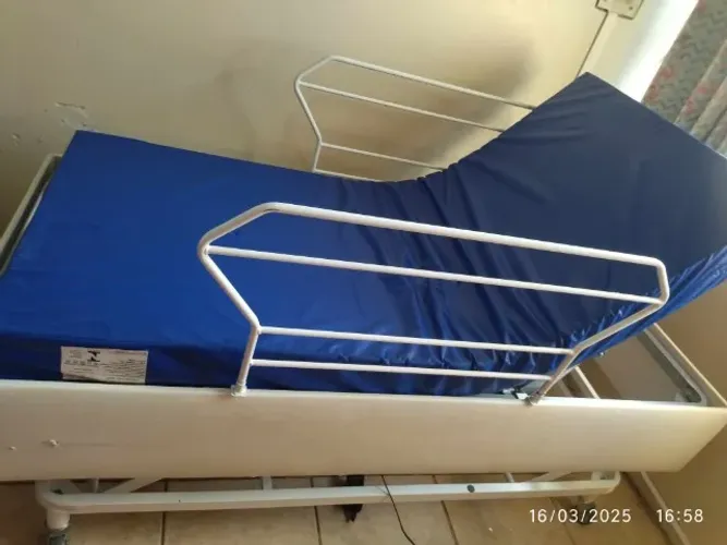 Cama Hospitalar Motorizada Comfort Nero