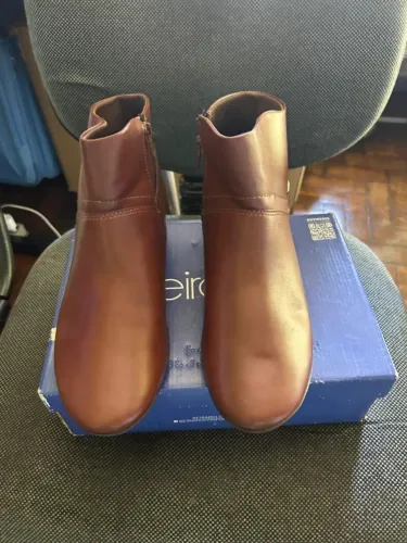 Bota Comfortflex Marrom Claro