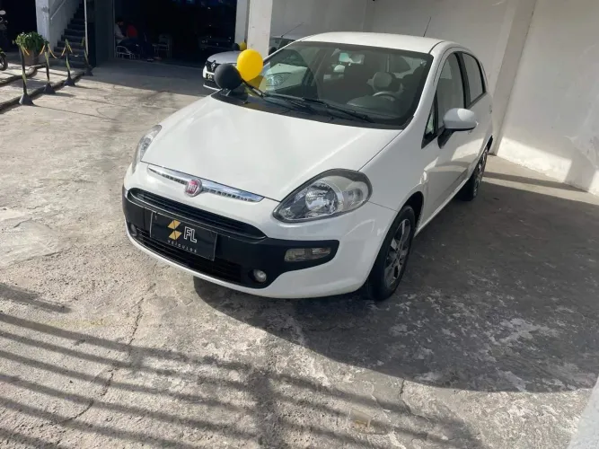 Fiat Punto Attractive 1.4 Fire Flex 8V 5P 2016