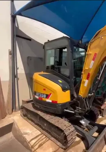 Mini Escavadeira Sany MODELO SY35U Ano 2022