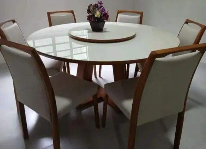 Mesa de jantar redonda com 6 cadeiras em madeira maciça sofistic