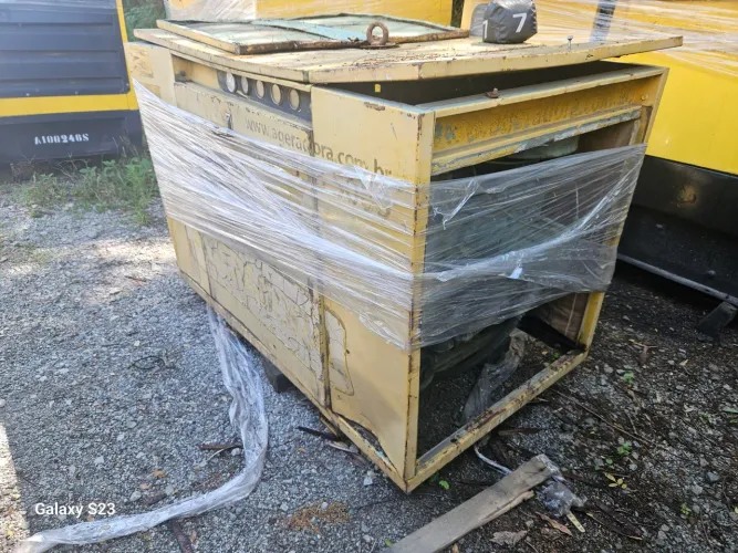 Compressor Elétrico 40 cv Sullair gabinado 