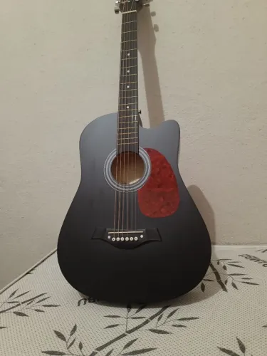 Violão acústico novo