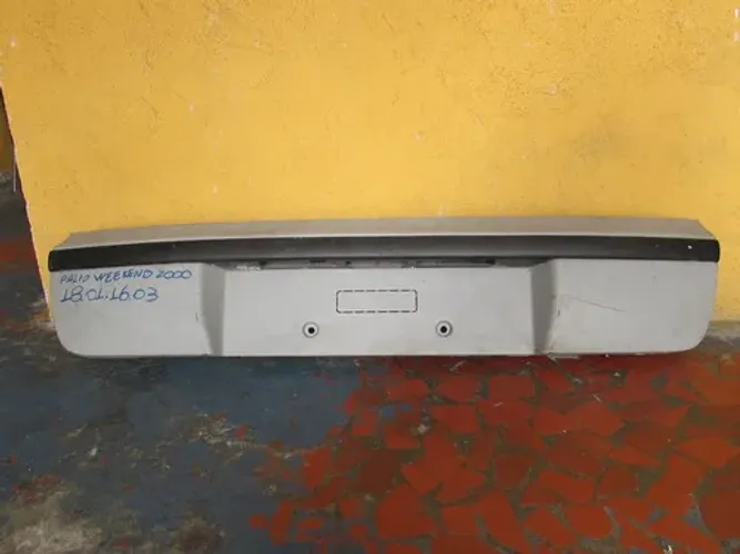 Aplique Tampa Traseira Fiat Palio Weekend 1998 L18011603