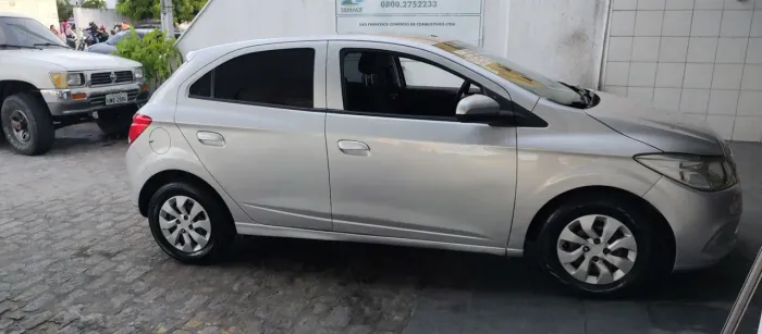 Chevrolet Onix JOY Hatch 1.0 8V Flex Mec. 4P 2018