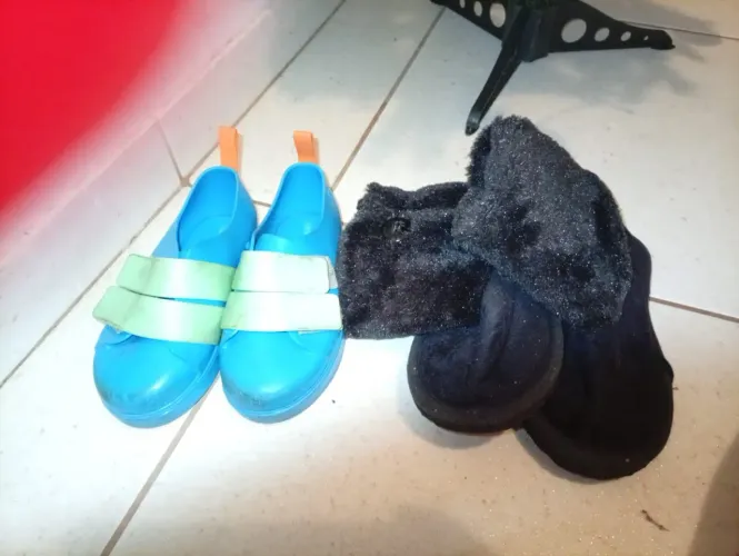 Combo de sapatos infantis Mini Melissa e Botinha, Tam 25