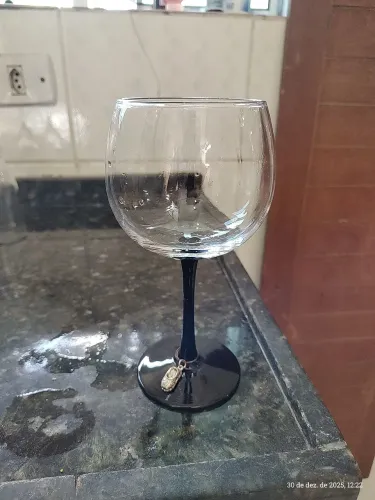 Taça única para gin de cristal e vidro