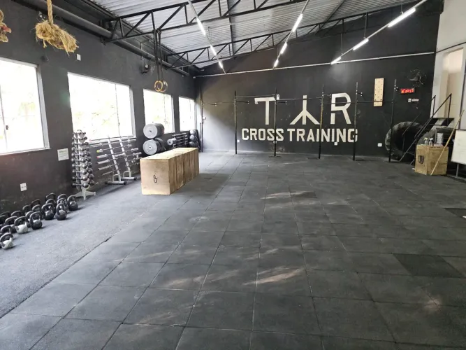 Vendo ou Arrendo Box de Crossfit montado e ativo 