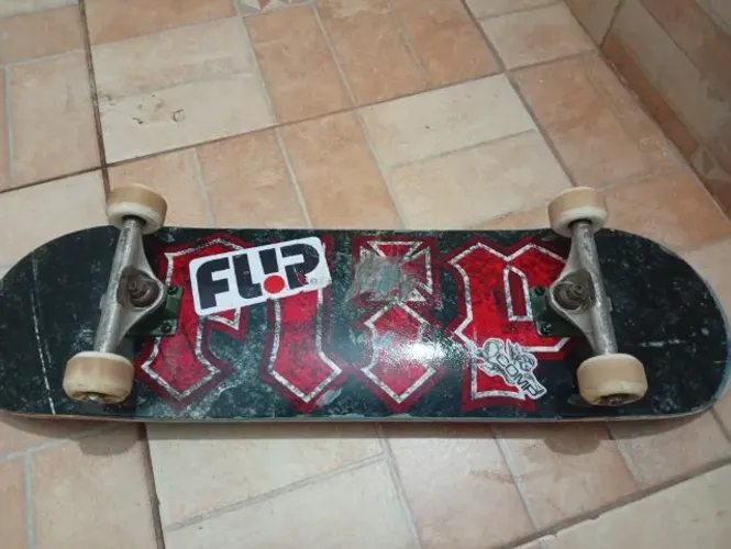 Skate completo FLIP