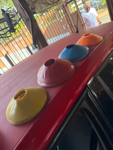 Mini cone chápeu chinês usado