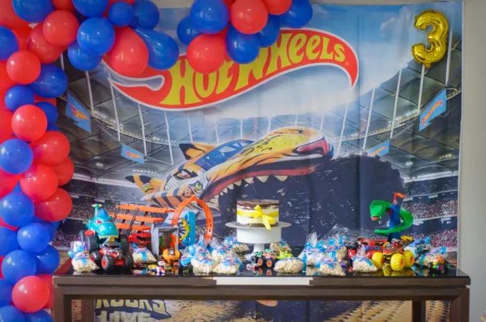 Painel em tecido Tiger Shark Hotwheels