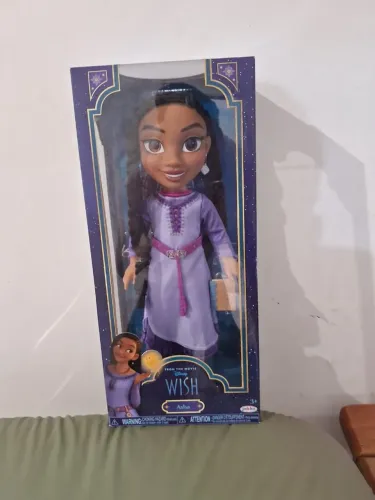 Boneca Asha Disney Wish