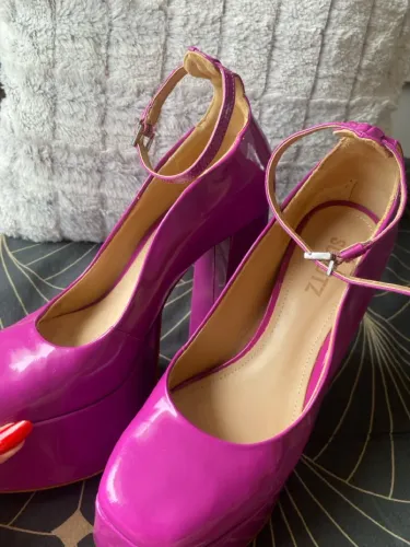 Scarpin Schutz Plataforma Roxo/magenta Vibrante