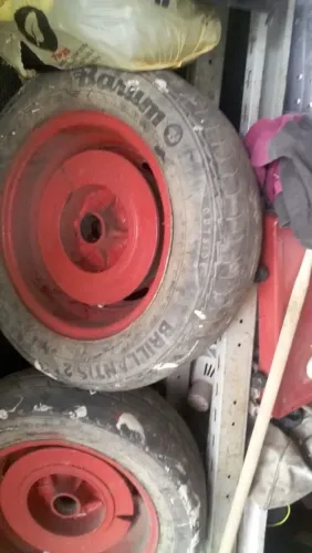 Pneu para carro de mão 