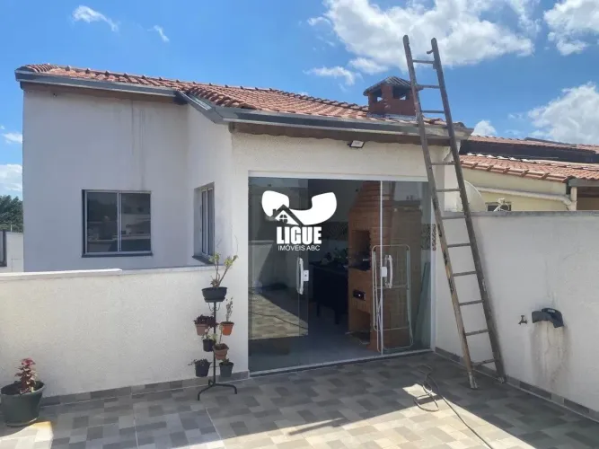 Cobertura com 2 Quartos e 2 banheiros