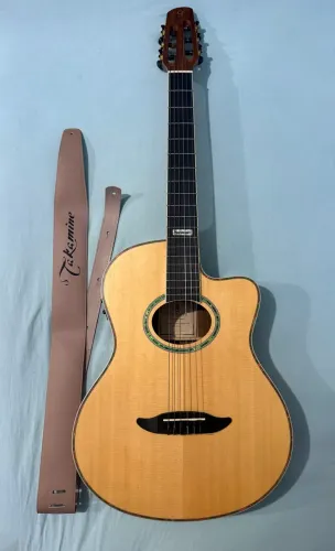 Violão Profissional Giannini Nylon com Afinador