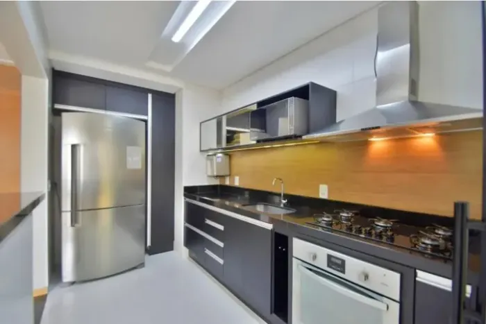 Apartamento no bairro Vila Eldizia, de 55m², 1 quarto, 1 banheiro e 1 vaga.THN32
