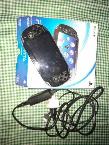 PS Vita com Carregador