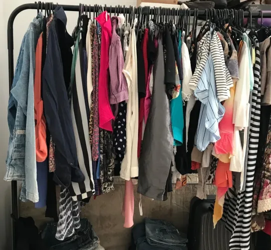 ROUPAS BAZAR