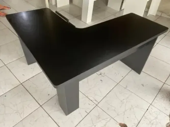 Nova - mesa L em mdf cor preta alto padrão