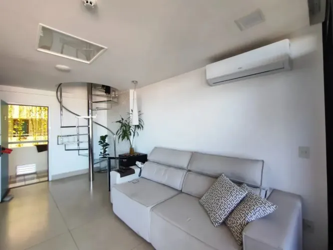 Alugo cobertura ótima localização, com 77m² em Cabo Branco - João Pessoa - PB