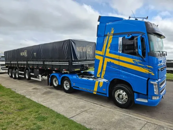 Volvo FH 460 6x2 Ano 16 Personalizado Performance Edition + 4 Eixo Guerra Ano 23 13.5 mts