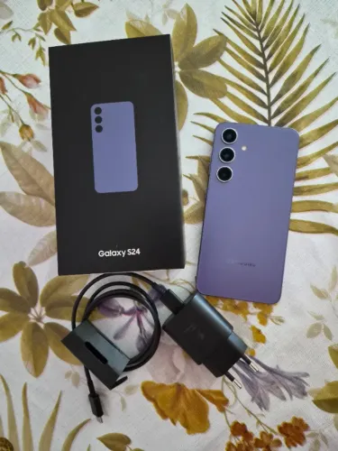 Samsung Galaxy S24 5G 128GB Violeta - Estado de Novo - Acompanha carregador original