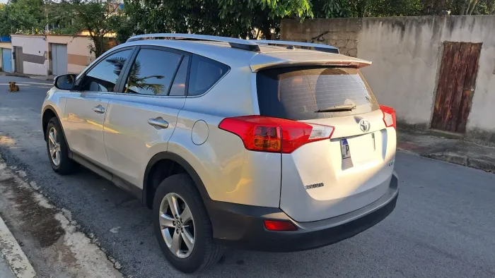 Toyota RAV4 2.0 4X2 16V Aut. 2015