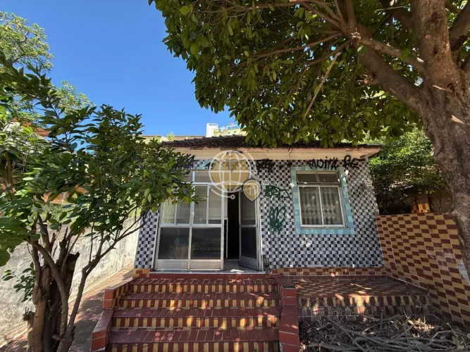 Casa à Venda - Vila Valqueire, Rio de Janeiro