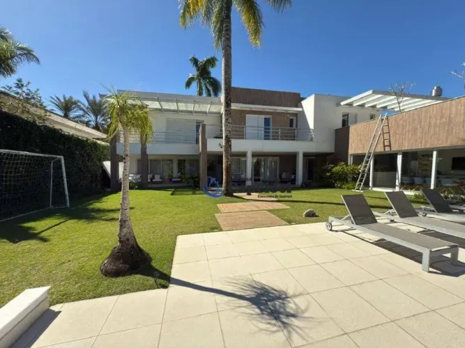 CASA COM 7 SUÍTES NO CONDOMÍNIO RESIDENCIAL MARINA GUARUJÁ