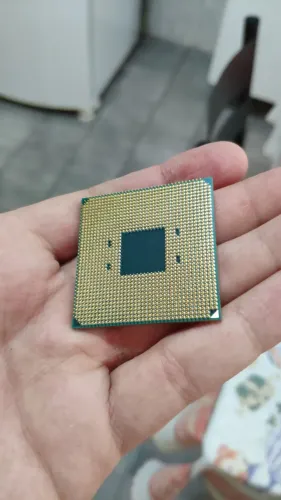 RYZEN 5 5600X