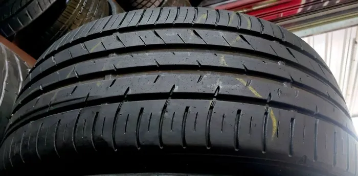 Pneu 225 45 17 Dunlop Fm800
