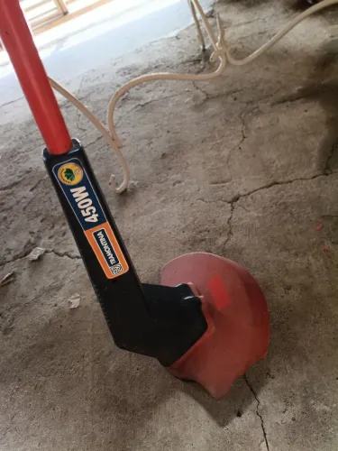Aparador de grama Tramontina 450W