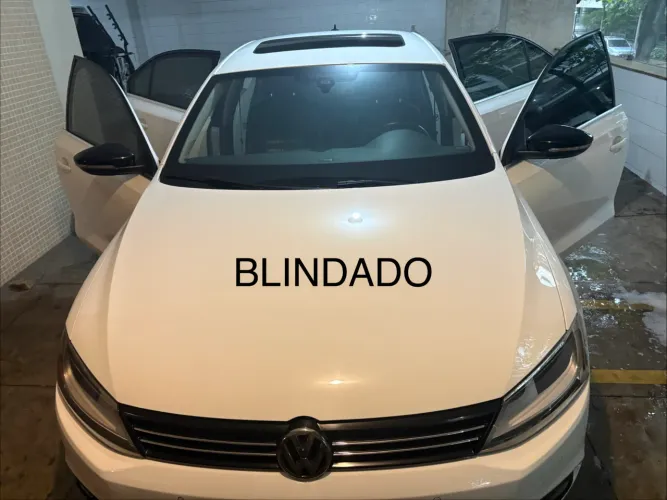 Volkswagen Jetta Highline 2.0 TSI 16V 4P Tiptronic 2014