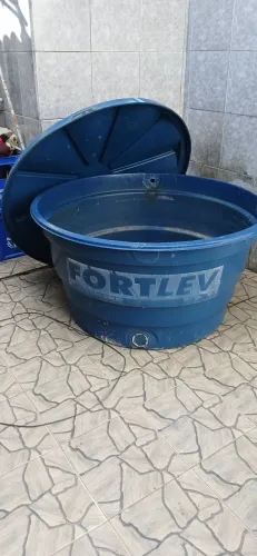 Caixa D'água 500L usada