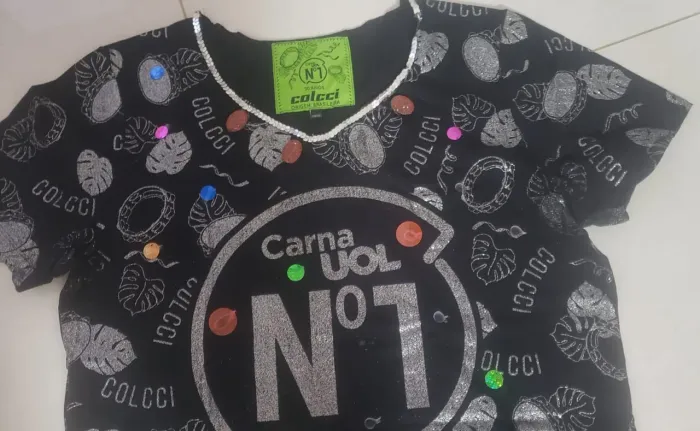 Camiseta de Carnaval customizada 