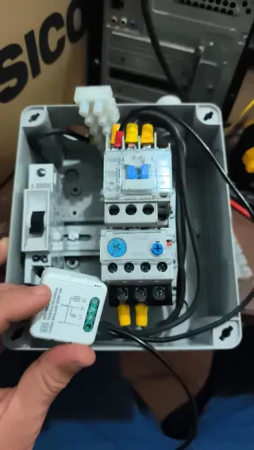 Eletricista / reparos / Reformas