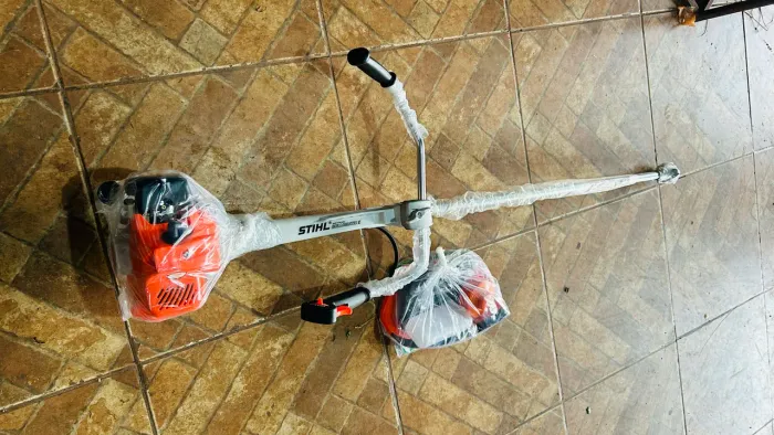 Roçadeira still profissional