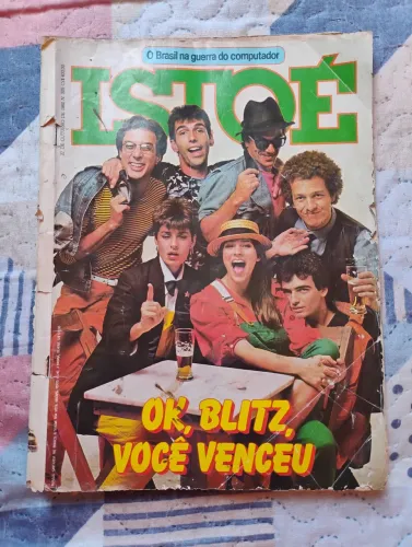 Revista ISTO É outubro 1982 banda blitz completa na capa.