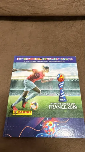Álbum Copa Feminina 2019 Completo Capa Dura
