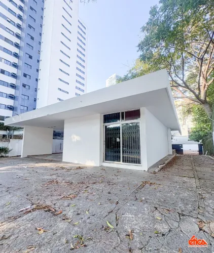 Aluga-se Prédio Comercial medindo. aprox. 750,00m², no Reduto, com 25 Vagas de Garagem - C