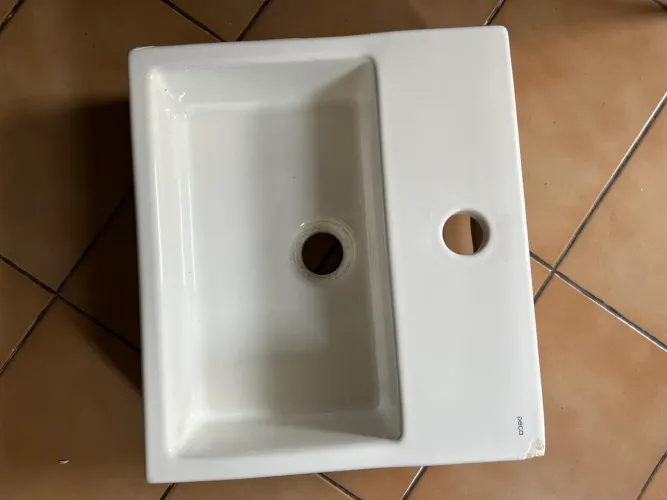 Cuba de sobrepor Deca com pequeno detalhe